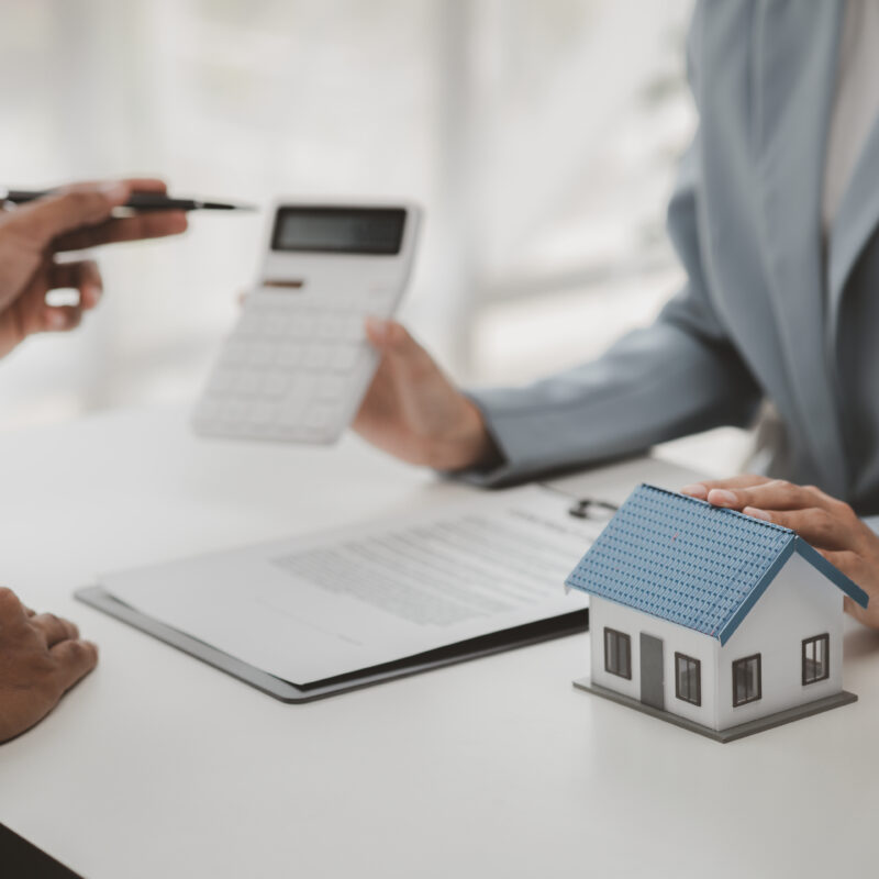 real-estate-agents-discussing-a-deal-